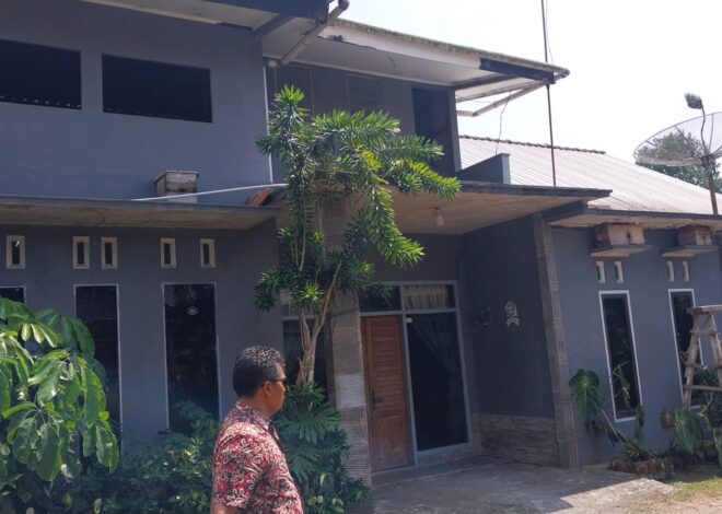 Sidang Setempat Perkara Harta Bersama, Majelis Hakim Cek Obyek SHM No. 000751 di Karangkobar